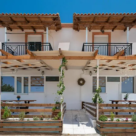 Casa Di Colona - κόκκινο * Lixouri